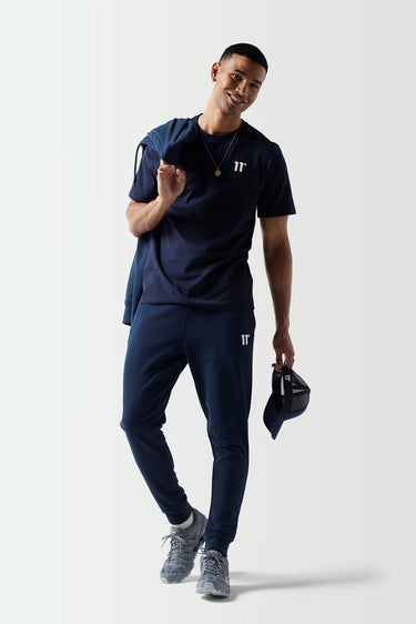Navy core T-shirt with 11° logo, front view, short sleeves