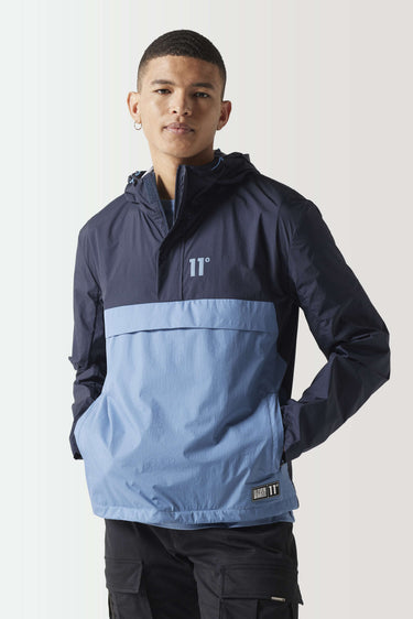 Hooded pullover jacket with 11° logo on chest, navy and light blue blocks