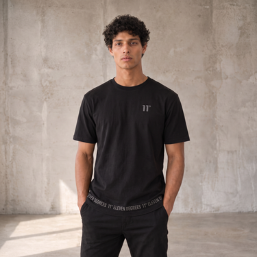 3D Embroidery Hem T-Shirt - Black